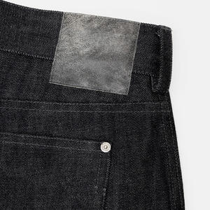 Jeans pour homme en denim brut non sanforisé 100% coton 15 oz à jambe large de style américain traditionnel OEM avec pli simple sur le devant et ourlet biaisé - Product Image 6