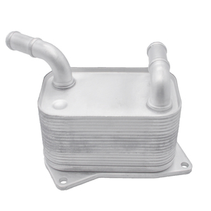 Refroidisseur d'huile moteur Refroidisseur d'huile de transmission 26410-2B740 140924 30683022 LR036354 CLR200003 pour BMW TOYOTA <span class=keywords><strong>HONDA</strong></span> Ford OYEAUTO - Product Image 2