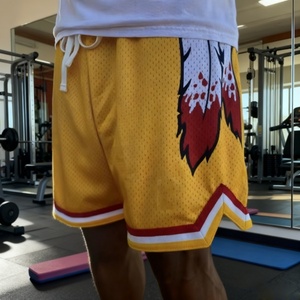 Shorts unisexes personnalisés avec logo, 5 pouces, en tissu peigné, avec poches, couleur unie, décontractés, respirants, séchage rapide, taille élastique, pour l'été, sport, 100% polyester - Product Image 3