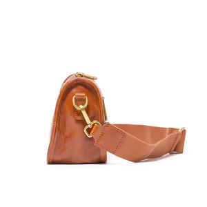Wholesale Factory ODM OEM Custom Genuine Cowhide Leather Shoulder <b>Bag</b> Crossbody <b>Satchel</b> Messenger <b>Bag</b> <b>for</b> <b>Women</b> Man - Product Image 5