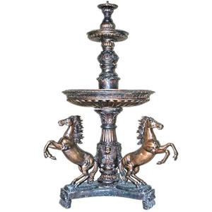 Fuente <span class=keywords><strong>de</strong></span> Agua Decorativa <span class=keywords><strong>para</strong></span> Jardín Exterior Moderna, Estatua <span class=keywords><strong>de</strong></span> Caballo Grande <span class=keywords><strong>de</strong></span> Latón y Bronce en <span class=keywords><strong>Venta</strong></span> - Product Image 4