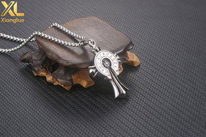 Collier Pendentif Croix de Jésus Punk Rock 2026 Unisexe en Zircon Tendance Étanche en Acier Inoxydable Religieux Hiphop - Product Image 4