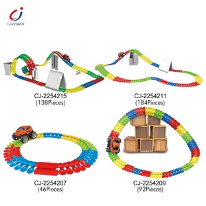 92 Piezas <span class=keywords><strong>de</strong></span> <span class=keywords><strong>Pista</strong></span> <span class=keywords><strong>de</strong></span> Carreras Flexible 3D Creativa para Armar, <span class=keywords><strong>Pista</strong></span> <span class=keywords><strong>de</strong></span> Carreras con Luces LED y <span class=keywords><strong>Coches</strong></span> <span class=keywords><strong>de</strong></span> Carreras Intercambiables - Product Image 6