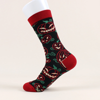 Vente en gros de chaussettes à motif de personnalité en coton de conception folle