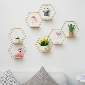 Fabricante decoraciones <span class=keywords><strong>de</strong></span> <span class=keywords><strong>pared</strong></span> nórdicas ins estante <span class=keywords><strong>de</strong></span> almacenamiento hexagonal hogar dormitorio restaurante colgante <span class=keywords><strong>de</strong></span> <span class=keywords><strong>pared</strong></span> - Product Image 3