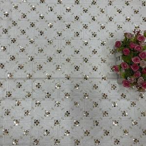 Vente directe d'usine Tissu brocart Jacquard Robe de scène pour filles Robe de mariée Dentelle Maille Trèfle à quatre feuilles Broderie de perles Paillettes 100% - Product Image 2