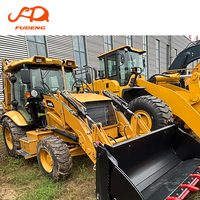 Chargeuse-pelleteuse Caterpillar 420F d'occasion, CAT 420F 4x4, chargeuse-tracteur-excavatrice avec peu d'heures de fonctionnement et en bon état