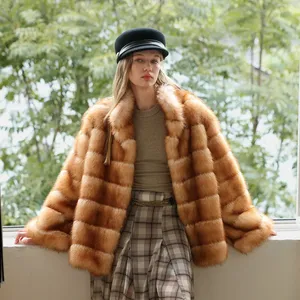 Nuovo Stile Invernale: <span class=keywords><strong>Cappotto</strong></span> Corto da <span class=keywords><strong>Donna</strong></span> in Finta Pelliccia di <span class=keywords><strong>Visone</strong></span> Ecologica, Monopetto con Collo in Pelliccia, Motivo 3D, Pelle Intera - Product Image 1