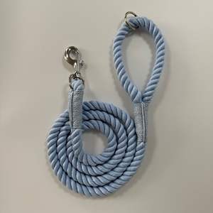 Correa de perro de algodón y poliéster con patrón sólido procesado personalizado para perros medianos a grandes con decoración de cinta elegante - Product Image 2