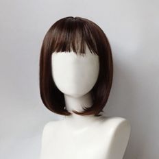 Parrucca brasiliana 100% da donna con capelli umani per festa alla moda con frangia alta stile di capelli corti disponibile in vari colori - Product Image 1