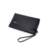 Tas Dompet Kulit PU Lembut Vintage Pria dengan Logo OEM Custom, Anti Air, Resleting, dan Tali Pergelangan Tangan untuk Penggunaan Bisnis dan Sehari-hari