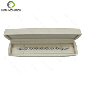 Boîte à bijoux en velours suédé en gros pour bracelet, collier, pendentif, boucles d'oreilles, emballage, logo personnalisé, style de matériau pour l'affichage - Product Image 4