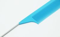 Peigne à dents fines professionnel antistatique léger de qualité salon, résistant à la chaleur, avec queue de rat pour le coiffage et le sécage des cheveux