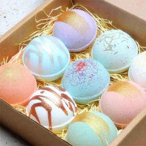 Boules de bain moussantes personnalisées aux huiles essentielles naturelles pour un spa relaxant à domicile, bombes de bain effervescentes pour enfants avec surprise - Product Image 1