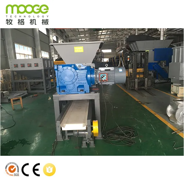 MOOGE Tire Crusher Equipment Used Rubber Tire Shredding Recycling Machines Double Shaft Shredder