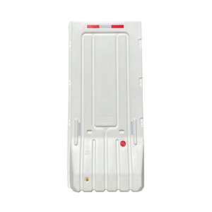 Barrière de chantier haute résistance aux chocs, remplie d'eau, pour la sécurité des chantiers de construction - Product Image 1