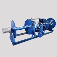 Treuil hydraulique marin en acier inoxydable pour remorquage, ancrage et amarrage de bateaux, idéal pour barge/navire