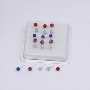 20 pz 4mm Disco Ball Crystal Mix Color Nose Studs Ball End <span class=keywords><strong>naso</strong></span> osso narice <span class=keywords><strong>argento</strong></span> <span class=keywords><strong>naso</strong></span> <span class=keywords><strong>Piercing</strong></span> gioielli <span class=keywords><strong>in</strong></span> scatola all'ingrosso - Product Image 5