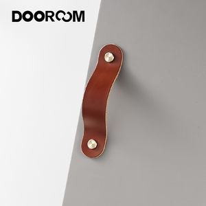 DOOROOM Poignée de meuble en cuir à la mode moderne Poignée de porte d'armoire en cuir de vachette en laiton - Product Image 3