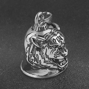 Collier Pendentif Tigre Vintage en Acier Inoxydable pour Homme, Style Motard Punk, avec Cloche Rétro et Émail Coulé, Fabrication Artisanale - Product Image 3