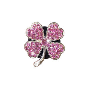 Muy agradable joya en forma <span class=keywords><strong>de</strong></span> trébol difusor <span class=keywords><strong>de</strong></span> aire para coche ambientador <span class=keywords><strong>de</strong></span> Clip <span class=keywords><strong>de</strong></span> ventilación varios olores salida Auto decoración Interior - Product Image 4