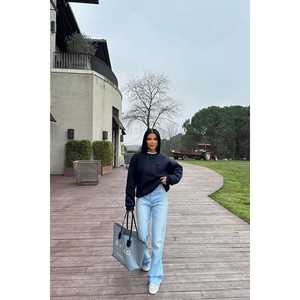 Sweat-shirt et sweat à capuche bleu marine pour femme avec broderie E - Product Image 3