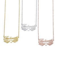 Collier avec plaque de nom personnalisée, plaqué or 18 carats, collier avec plaque de nom en forme de feuille ou de cœur, bijou personnalisé, cadeau pour femme