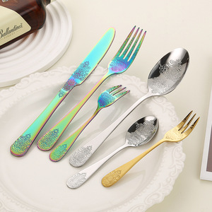 Cubiertos de Acero Inoxidable con Patrón de <span class=keywords><strong>Totem</strong></span> en Relieve, Juego de Cuchillo, Tenedor y Cuchara Vintage, Cubiertos para Bistec de Hotel y Restaurante para la Mesa del Comedor - Product Image 5