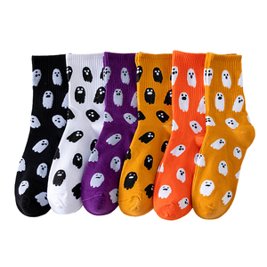 Cartoon Ghost Design Halloween Colorful Crew Chaussettes pour hommes pour une utilisation quotidienne au printemps avec logo corporel - Product Image 1