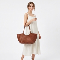 Sac fourre-tout d'été pour femme en cuir véritable tressé à la main en cuir de vachette, style panier, avec cordon de serrage, design français de niche