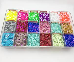 72 Cores 4mm Luminoso Cristal Diamante Redonda Strass Voltar Plana Glitter Nail Art & Vestuário Brilham no Escuro - Product Image 3