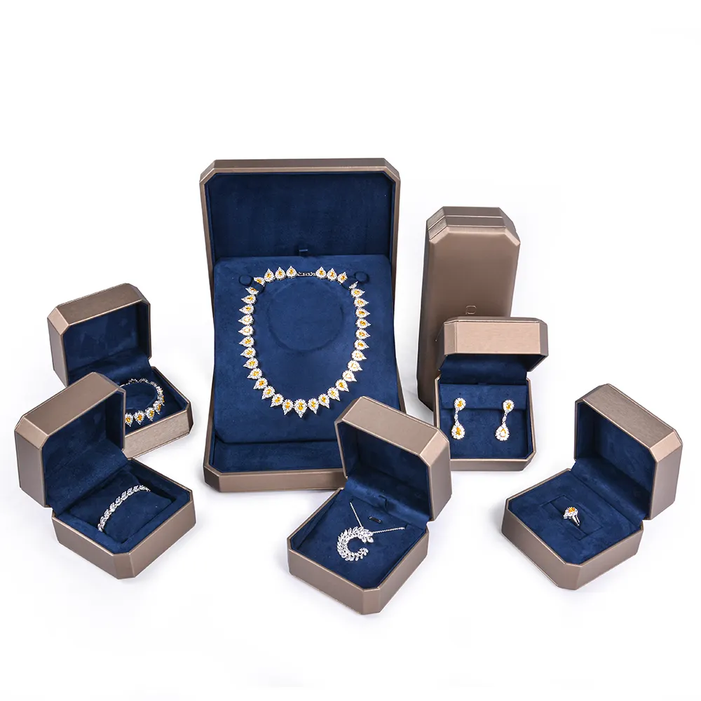 MOQ10 pcs Custom Logo PU Leather Luxury Microfiber Bangle Pendant Ring Earring Bracelet Necklace Packaging Jewelry Box