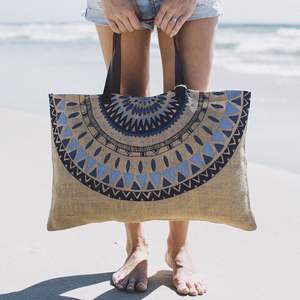 定制印花女式粗麻布皮革手柄防水购物手提包黄麻沙滩包 - Product Image 2