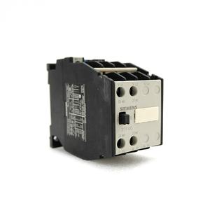 Contactor de Potencia Siemens Original Profesional 3TF4011-0AP0, 3 Polos, 22A, Bobina de 24VDC, Contactor de Control de Motor Industrial de Repuesto - Product Image 4
