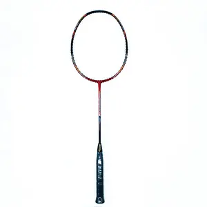 Raquete de badminton leve de fibra de carbono, raquete para profissionais com tensão 22-26lbs