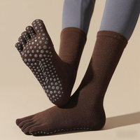 Chaussettes de Pilates antidérapantes professionnelles haut de gamme Chaussettes de sport à 5 orteils pour femmes Chaussettes personnalisées de Yoga à micro-pression pour l'automne