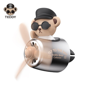 Désodorisant de voiture odeur dans l'évent de style diffuseur de Parfum ours en peluche rotatif Auto décoration intérieure accessoires Clip Parfum - Product Image 1