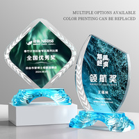Haute qualité Crystal Award Cup Glass Trophy Plaque Award logo personnalisé rentable en gros cadeau souvenir en cristal vierge