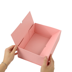 Caja <span class=keywords><strong>de</strong></span> Regalo Plegable <span class=keywords><strong>de</strong></span> Dos Piezas con Lazo, Papel Recubierto, Cartón Rígido <span class=keywords><strong>de</strong></span> 1200g, Impresión UV con Lámina Dorada, Logotipo Personalizado, Ecológica - Product Image 3
