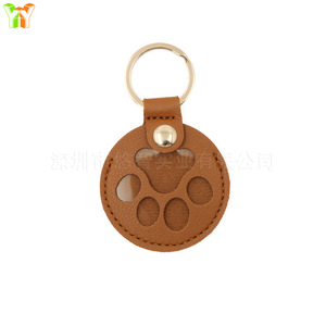 Round pet hair storage <b>leather</b> <b>keychain</b>, can be hot-stamped with gold lettering, a keepsake pendant for cats and dogs. - Product Image 3