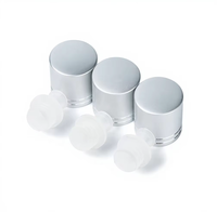 Couvre-bouteille en aluminium et plastique argenté, adapté au whisky, à la vodka et au brandy, et prend en charge la personnalisation en petites séries