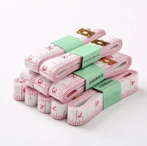 Règle en cuir PVC blanc <span class=keywords><strong>de</strong></span> 1.5 mètres Ruban à mesurer Règle souple du tailleur Échelle double face Ruban à mesurer en pouces - Product Image 1