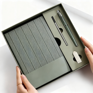 طقم هدايا أعمال فاخر ترويجي، دفتر ملاحظات مقاس A5 مع شعار مخصص بالطباعة البارزة لمناسبات الشركات - Product Image 2