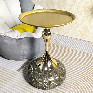 Elegante Tavolino Rotondo con Base in Legno e Pietra Multicolore, Gambo a Tulipano in Oro Lucido, Arredamento Moderno per <span class=keywords><strong>Soggiorno</strong></span> - Product Image 3