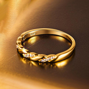 Anillo Fino Apilable de Plata 925 Bañado en Oro de 18K con Banda Trenzada de Circonitas y Diseño de Lazo - Product Image 3