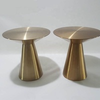 Table de bar extérieure en métal doré de luxe en acier inoxydable pour hôtel restaurant et mariage