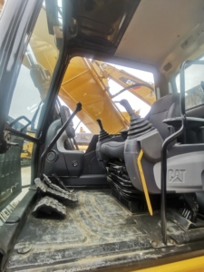 Excavadora hidráulica de cadenas Caterpillar 3232024 usada, modelo 20 toneladas, bomba Kawasaki, 123 kW, capacidad de cazo de 1.0 m, original de Japón, HYDAC - Product Image 4