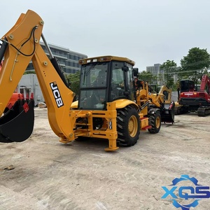 Chargeuse-pelleteuse JCB 3CX 4x4 d'occasion avec godet et bras d'excavatrice – Équipement d'occasion - Product Image 1