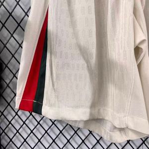 Yüksek Kalite Düşük Fiyat Erkek Chelsea Futbol Forması Şortu Çevre Dostu Hızlı Kuruyan Nefes Alabilen Çok Satan Rahat Spor Şortu - Product Image 5