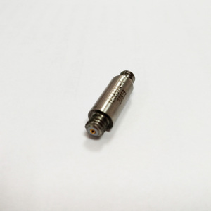 Amplificateur de charge à conversion d'impédance pour alimentation à courant constant YE5857A X0.1,1,10 - Product Image 6